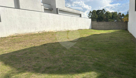 Terreno à venda em Loteamento Residencial Villágio Di Capri, Votorantim, SP