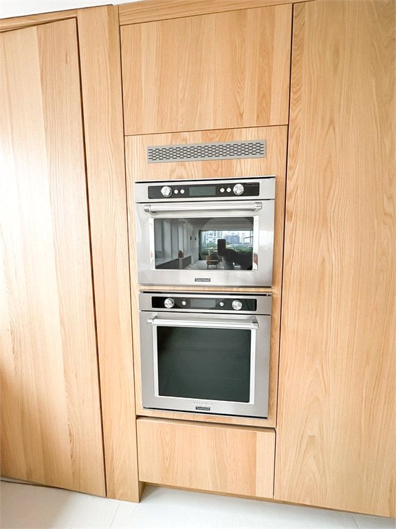 Apartamento à venda com 4 suítes em Vila Cordeiro, São Paulo, SP