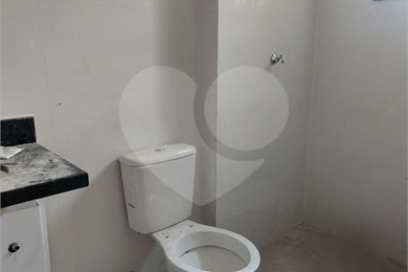 Casa à venda com 2 quartos no condomínio Residencial Oliveira, São Paulo - SP