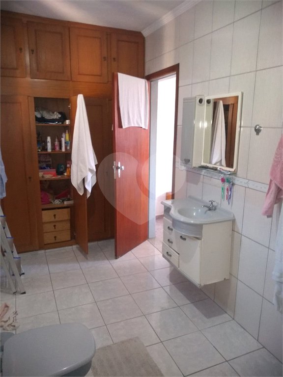 Sobrado à venda com 3 quartos em Vila Marari, São Paulo, SP