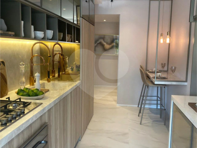 Apartamento à venda com 3 suítes em Chácara Santo Antônio, São Paulo, SP