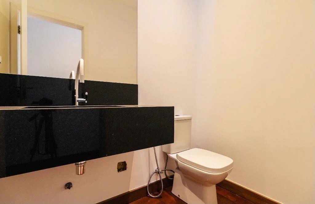 Casa à venda com 3 quartos, sendo 1 suíte,  no condomínio Reserva do Visconde, São Paulo - SP