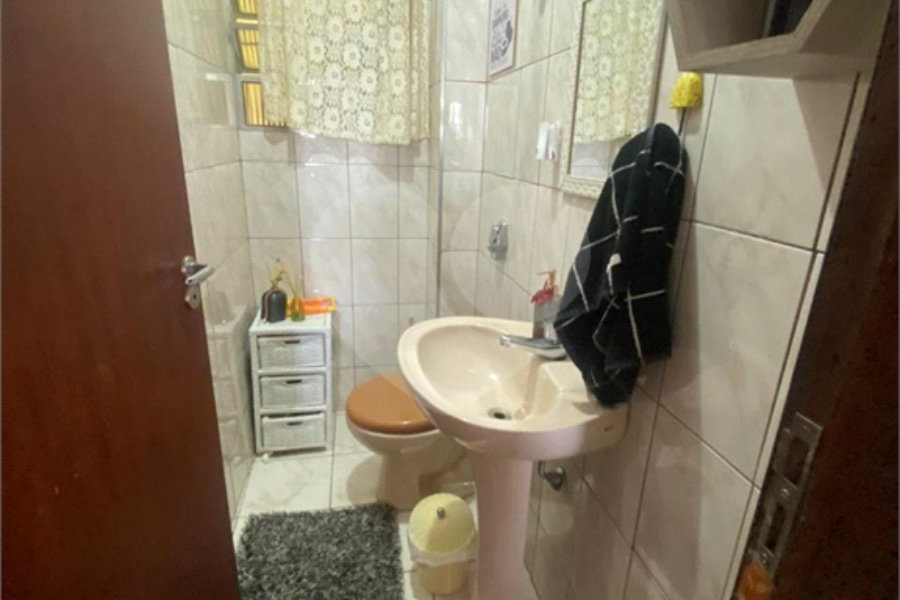 Sobrado à venda com 3 quartos, sendo 1 suíte, em Vila Nova Cachoeirinha, São Paulo, SP