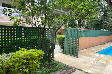 Casa à venda com 4 suítes no condomínio Conjunto Residencial São Benedito, São Paulo - SP