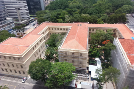 Apartamento à venda com 4 quartos, sendo 1 suíte, em República, São Paulo, SP