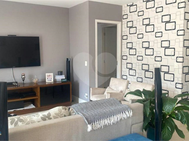 Apartamento à venda com 3 quartos, sendo 1 suíte,  em Horto, São Paulo, SP