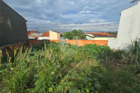 Terreno à venda em Vila Nastri, Itapetininga, SP