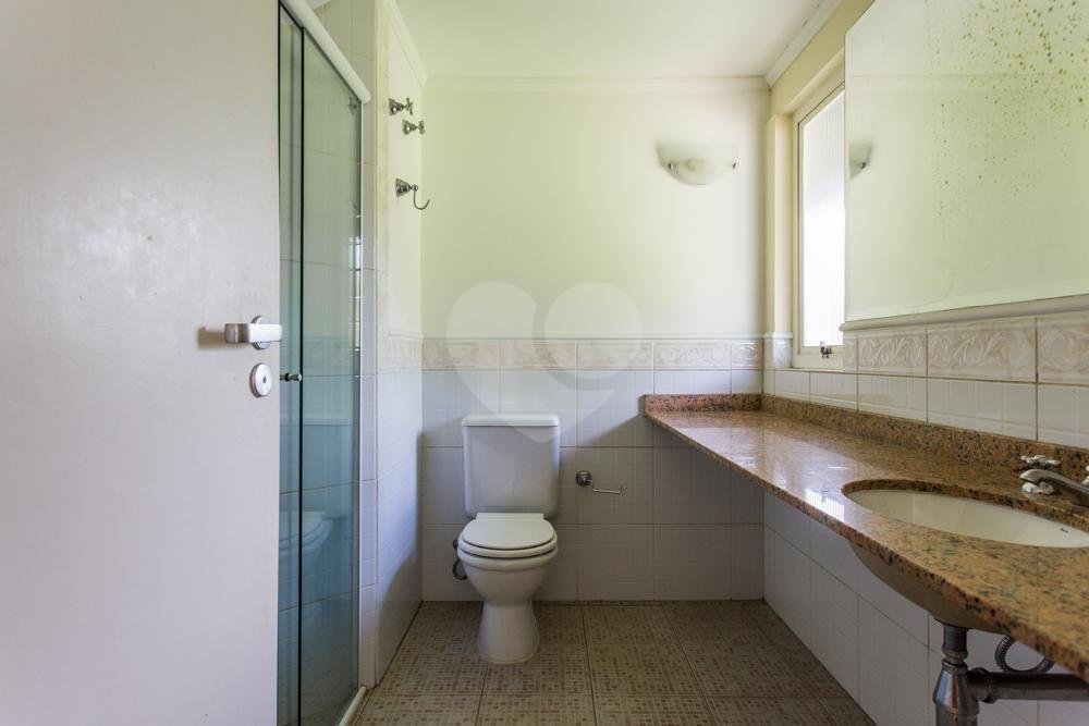Casa para alugar com 4 suítes no condomínio Chácara Flora, São Paulo - SP