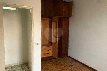 Casa Térrea à venda com 2 quartos em Parque da Lapa, São Paulo, SP