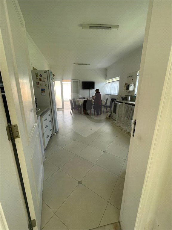 Casa à venda com 5 quartos, sendo 4 suítes,  em Vila Oliveira, Mogi das Cruzes, SP