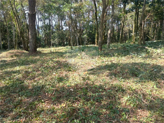 Terreno à venda no condomínio Jardim da Montanha I, Mairiporã - SP