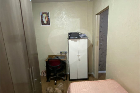 Casa à venda com 3 quartos em Jardim Santa Helena, Poá, SP