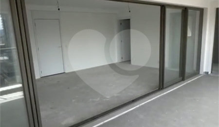 Apartamento à venda com 4 quartos, sendo 2 suítes,  em Perdizes, São Paulo, SP
