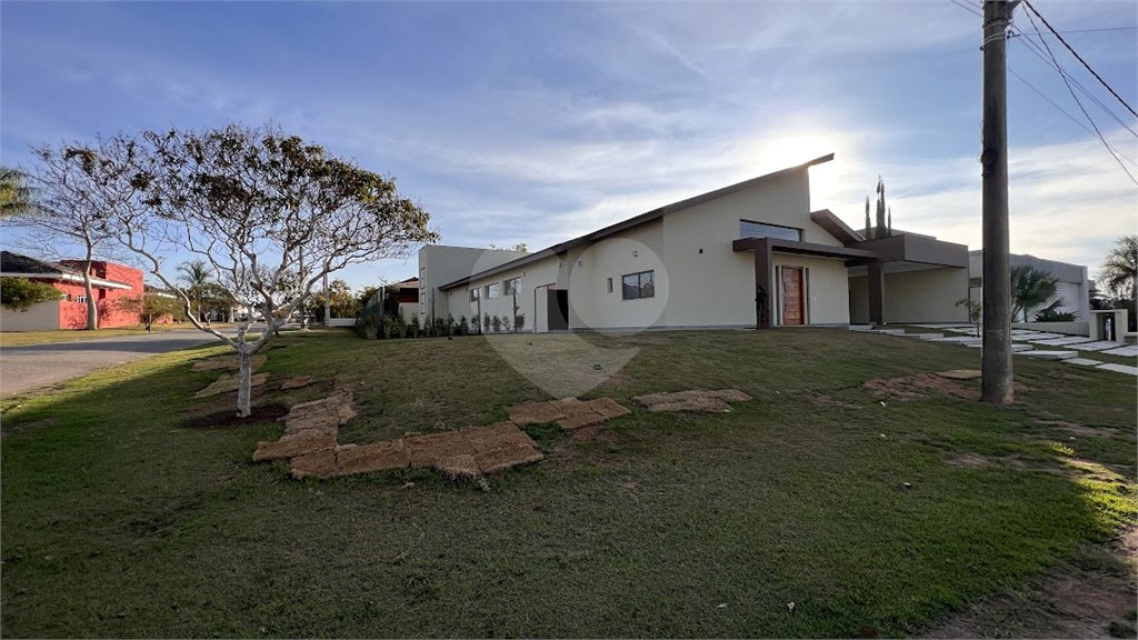 Casa à venda com 3 suítes no condomínio Village Ipanema 1, Araçoiaba da Serra - SP