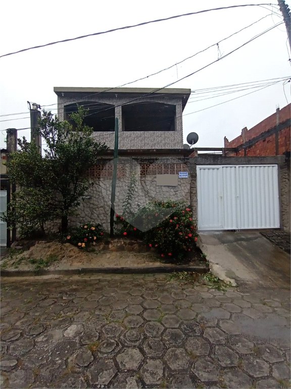 Casa à venda com 3 quartos no condomínio Não Tem Nome, Rio de Janeiro - RJ
