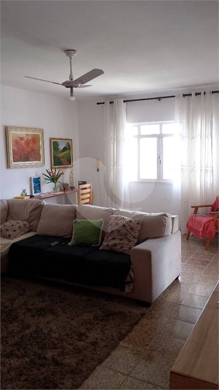 Casa à venda com 3 quartos, sendo 1 suíte, em Jardim Rodeio, Mogi das Cruzes, SP