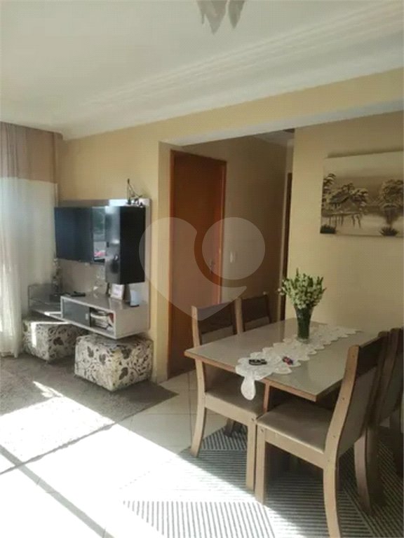 Apartamento à venda com 2 quartos, sendo 1 suíte,  em Jardim Motorama, São José dos Campos, SP
