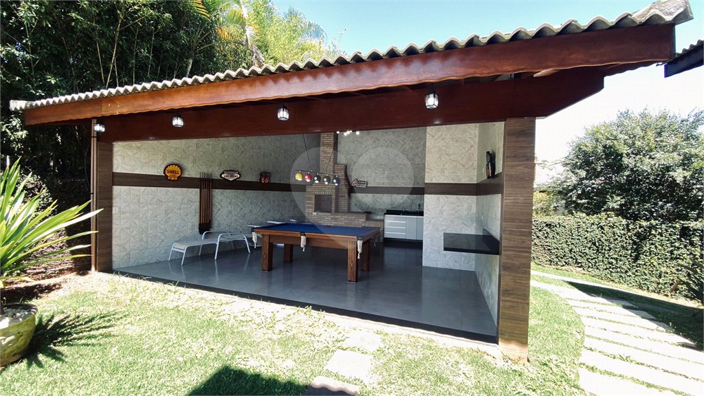 Casa à venda com 5 suítes no condomínio Suíça da Cantareira, Mairiporã - SP