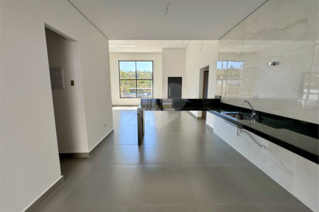 Casa Térrea à venda com 3 quartos, sendo 1 suíte, em Pinheirinho, Atibaia, SP