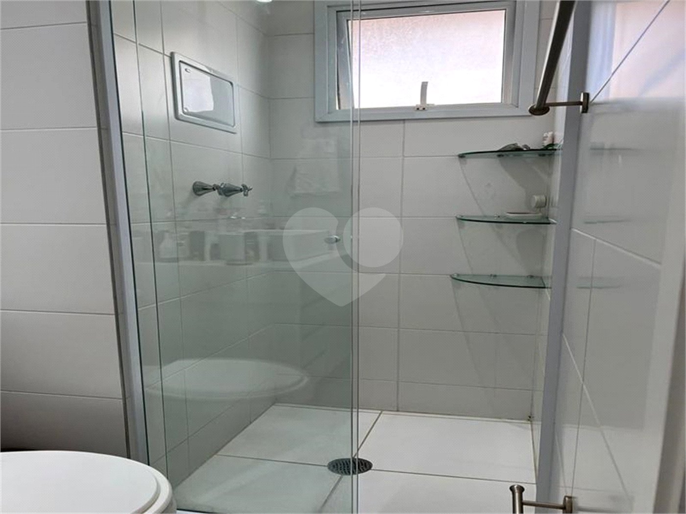 Apartamento à venda com 3 suítes em Jardim Caboré, São Paulo, SP