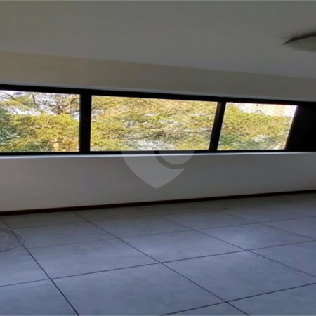 Apartamento à venda com 2 quartos, sendo 1 suíte,  em Jardim Parque Morumbi, São Paulo, SP