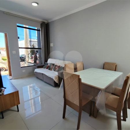 Casa à venda com 3 quartos no condomínio Residencial Lago dos Ipês, Itapetininga - SP