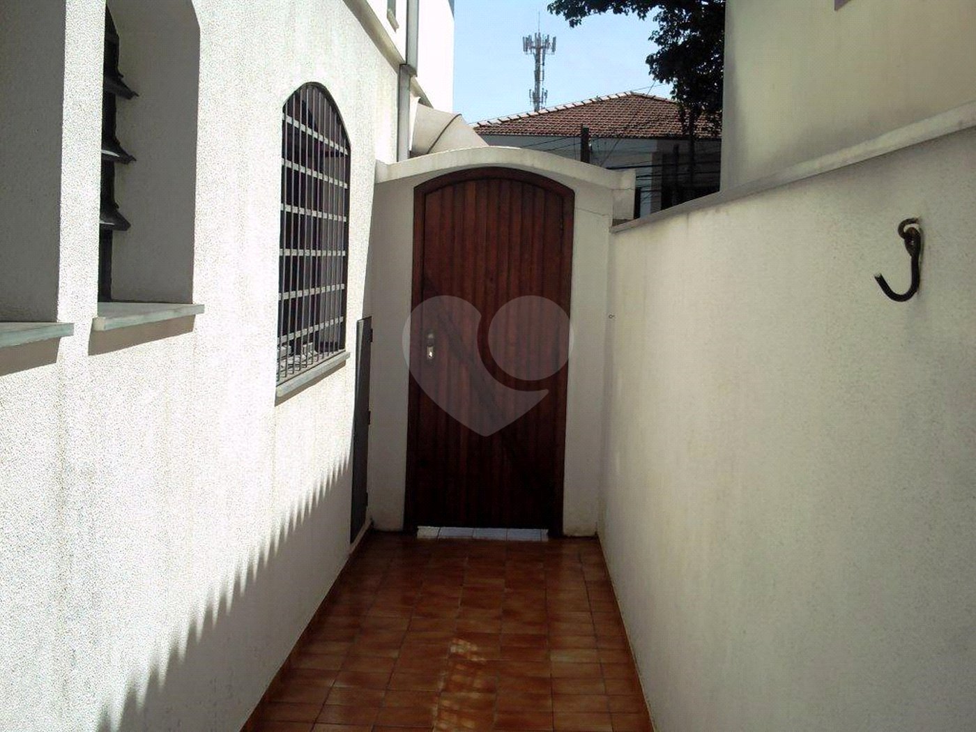 Casa à venda com 4 quartos, sendo 2 suítes, em Jardim Pinheiros, São Paulo, SP