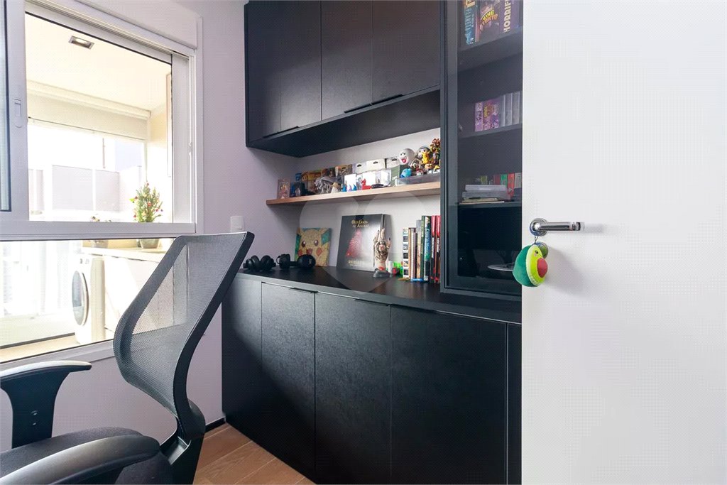 Apartamento à venda com 3 quartos, sendo 1 suíte,  em Santo Amaro, São Paulo, SP