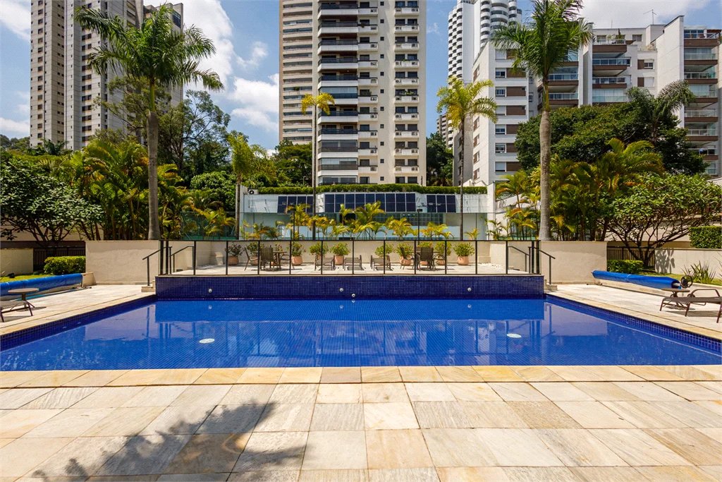Apartamento à venda com 4 quartos, sendo 2 suítes, em Jardim Panorama, São Paulo, SP