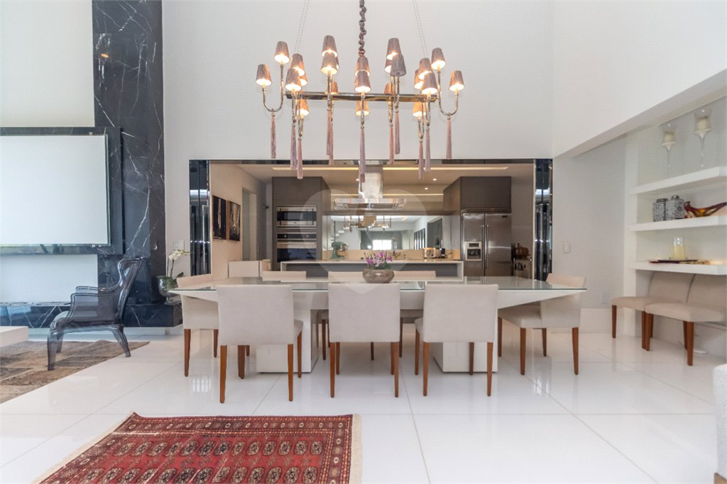 Apartamento à venda com 4 suítes em Campo Belo, São Paulo, SP