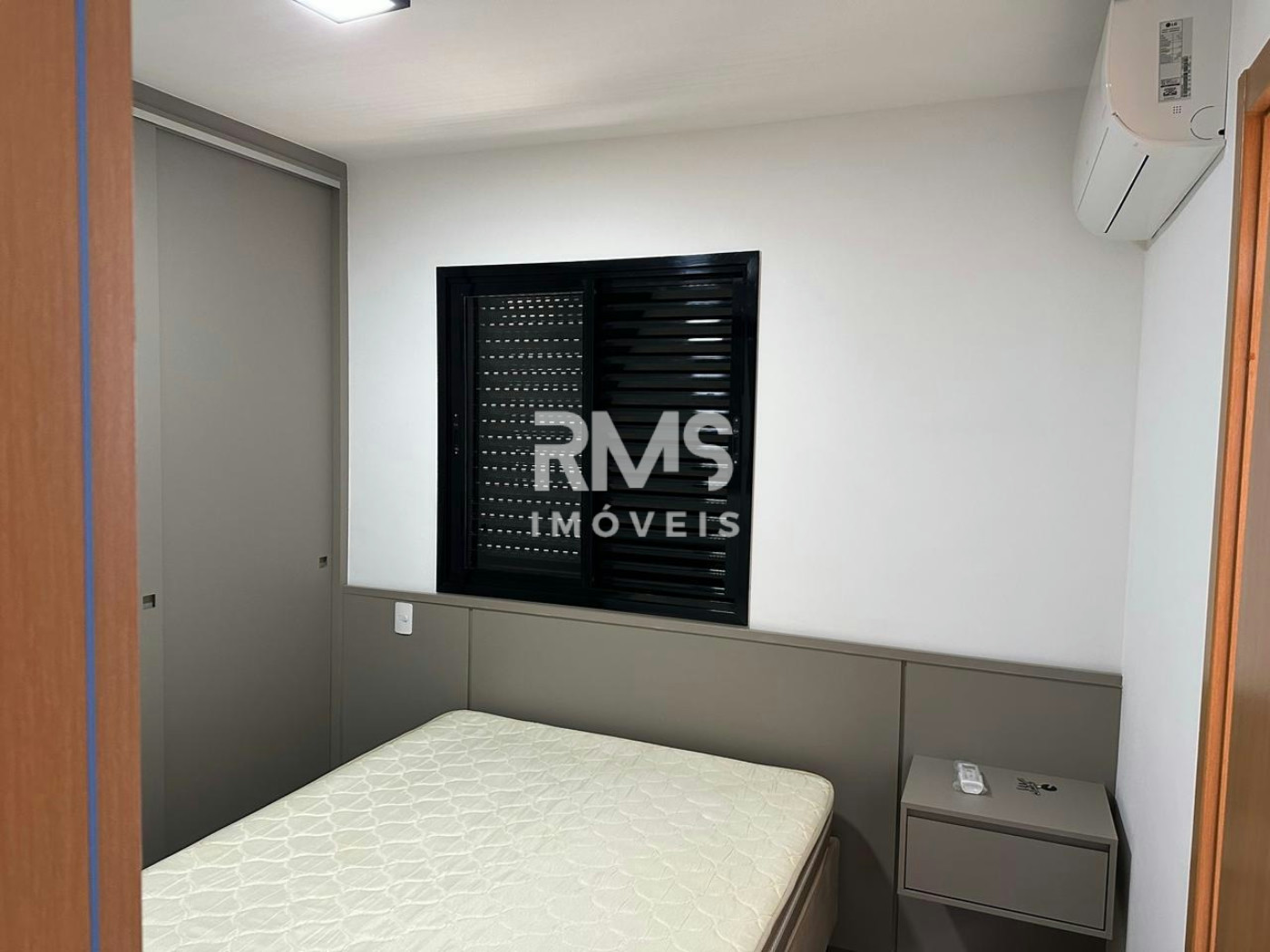 Apartamento à venda ou para alugar com 2 quartos, sendo 1 suíte,  em Itu Novo Centro, Itu, SP