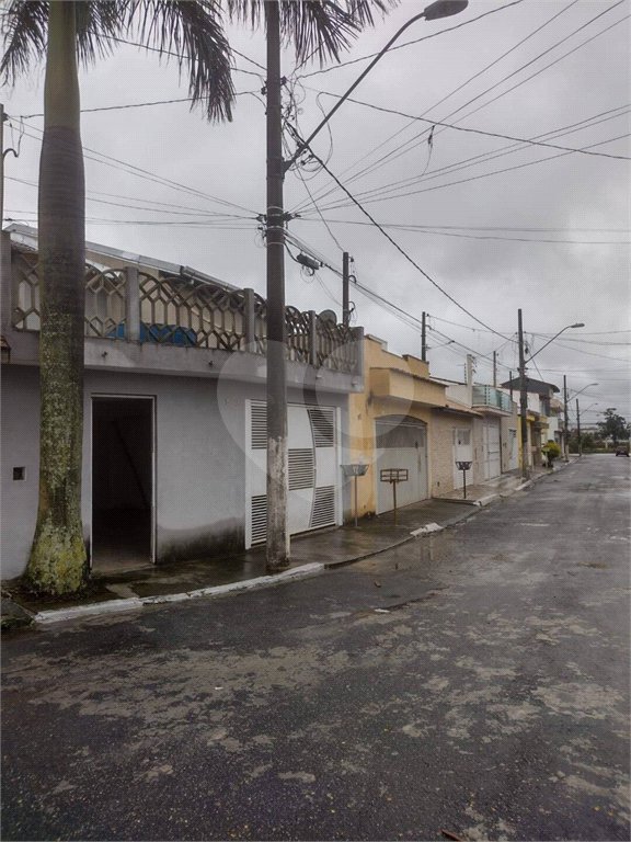 Casa à venda com 5 quartos, sendo 1 suíte, em Jardim Márcia, Suzano, SP