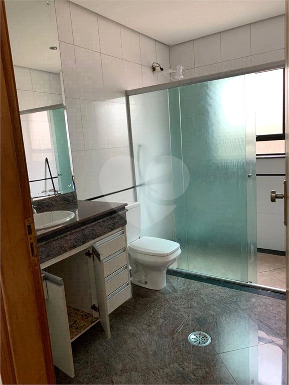 Sobrado à venda com 4 quartos, sendo 1 suíte,  em Chácara Santo Antônio (zona Leste), São Paulo, SP