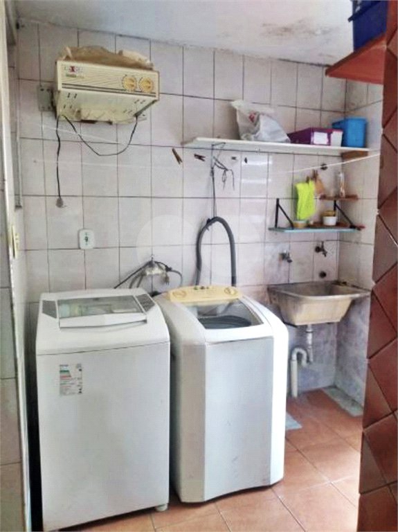 Sobrado à venda com 4 quartos em Parada Inglesa, São Paulo, SP