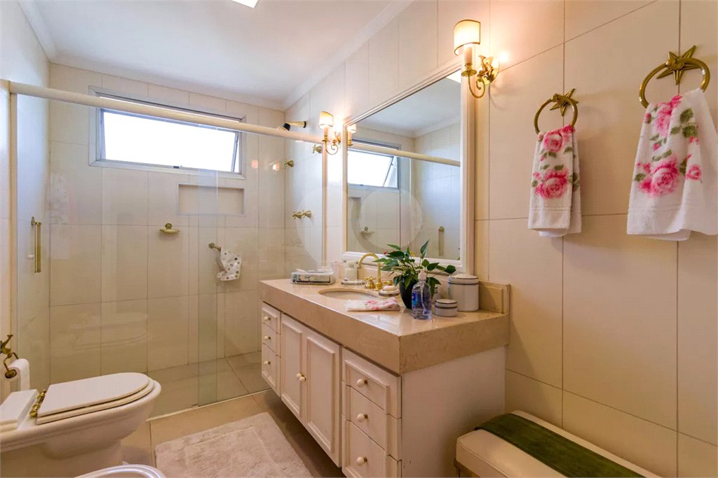 Apartamento à venda com 4 quartos, sendo 2 suítes, em Real Parque, São Paulo, SP