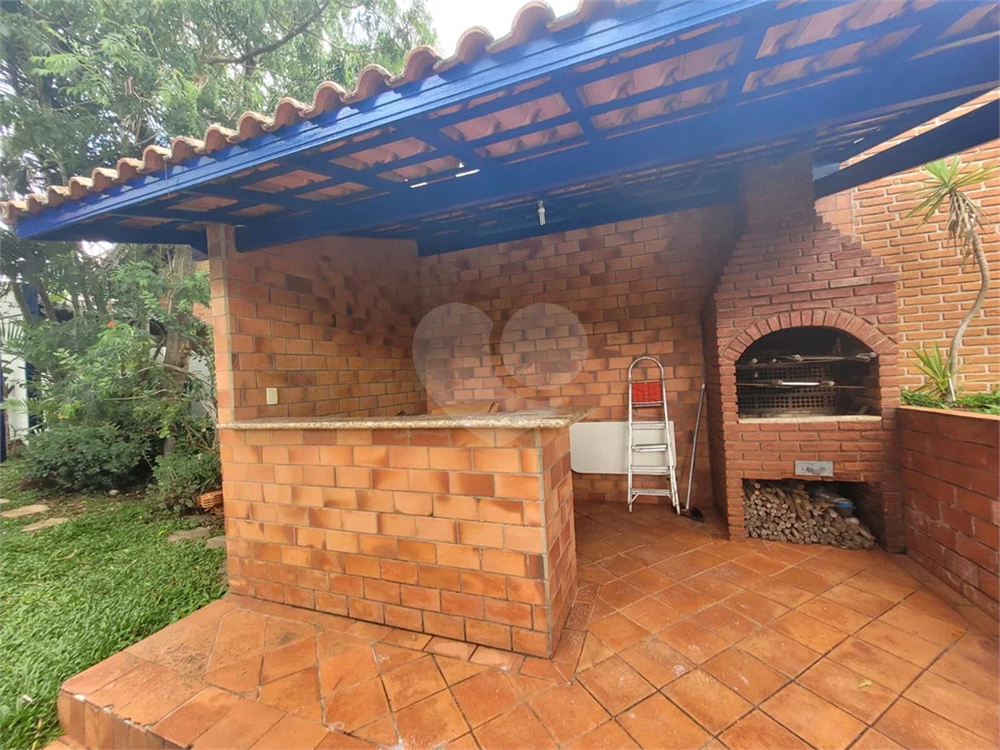 Casa para alugar com 3 quartos, sendo 1 suíte,  no condomínio Alpes da Cantareira, Mairiporã - SP