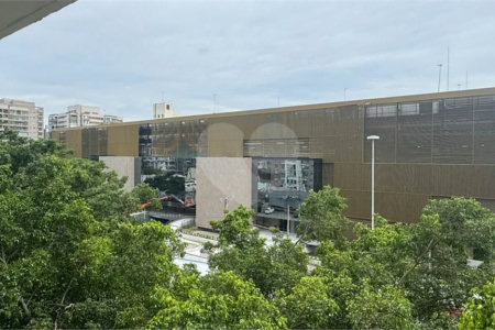 Studio mobiliado de 26m para locação em Moema