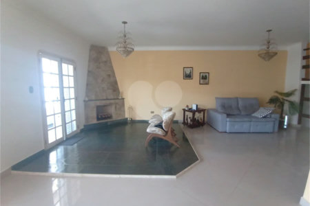 Sobrado à venda com 3 quartos, sendo 1 suíte, em Jardim Franca, São Paulo, SP