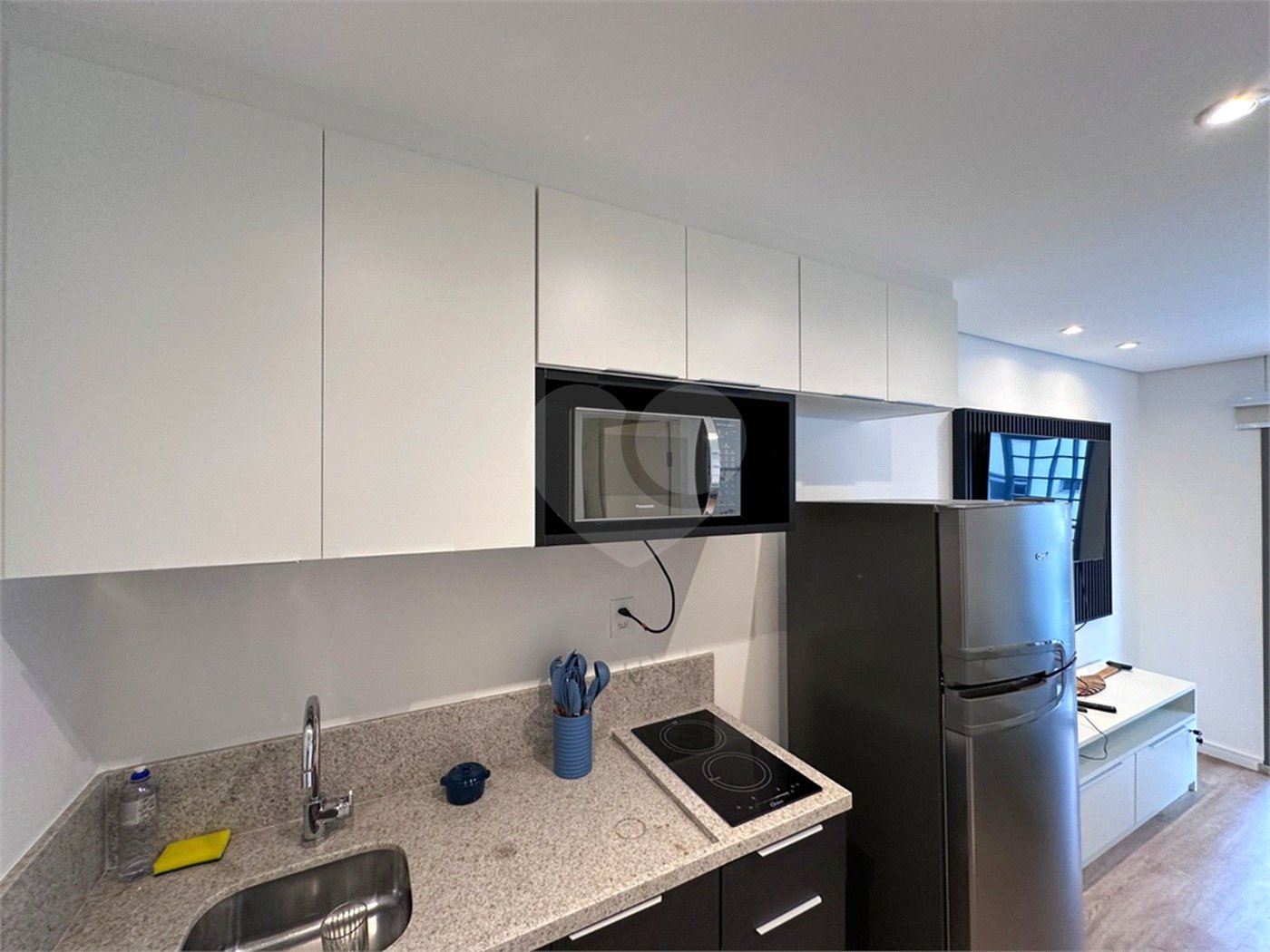 Apartamento à venda ou para alugar com 1 suíte em Campo Belo, São Paulo, SP