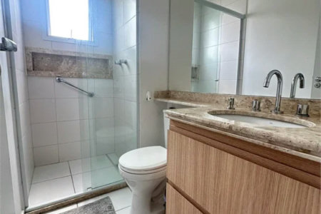 Apartamento à venda com 3 quartos, sendo 1 suíte,  em Vila Andrade, São Paulo, SP