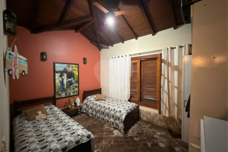 Casa à venda com 3 suítes em Portinho, Cabo Frio, RJ