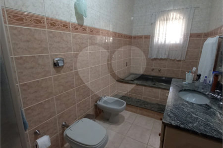 Casa à venda com 3 quartos, sendo 2 suítes, em Parque Alto Taquaral, Campinas, SP