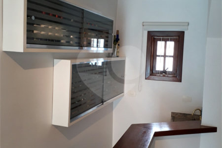 Sobrado à venda com 3 quartos, sendo 1 suíte, em Vila Suzana, São Paulo, SP