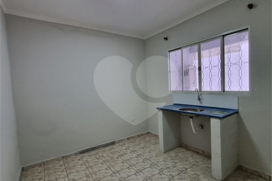 Casa de Vila para alugar com 2 quartos em Vila Nova Cachoeirinha, São Paulo, SP