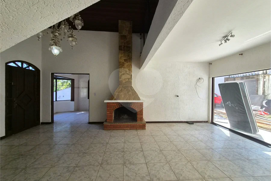 Casa à venda ou para alugar com 4 suítes no condomínio Parque Imperial da Cantareira, Mairiporã - SP