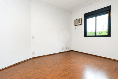 Apartamento à venda com 4 quartos, sendo 2 suítes,  em Brooklin Paulista, São Paulo, SP