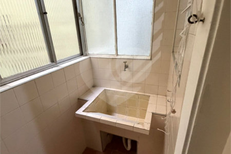 Apartamento à venda com 2 quartos em Bela Vista, São Paulo, SP
