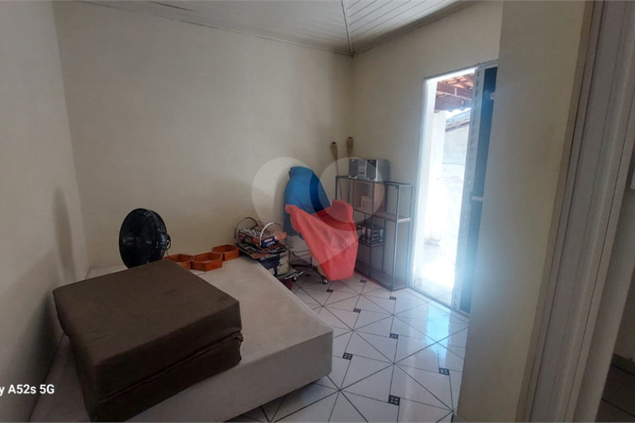 Casa à venda com 3 quartos, sendo 2 suítes, em Moinho, Mairiporã, SP