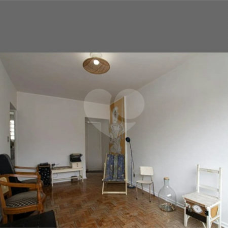 Apartamento à venda com 3 quartos, sendo 1 suíte,  em Aclimação, São Paulo, SP