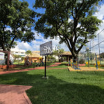 Casa à venda com 3 suítes no condomínio Granja Olga II, Sorocaba - SP